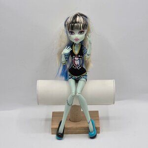OG Monster High Frankie Stein Doll Ghoul Spirit 2008 Mattel